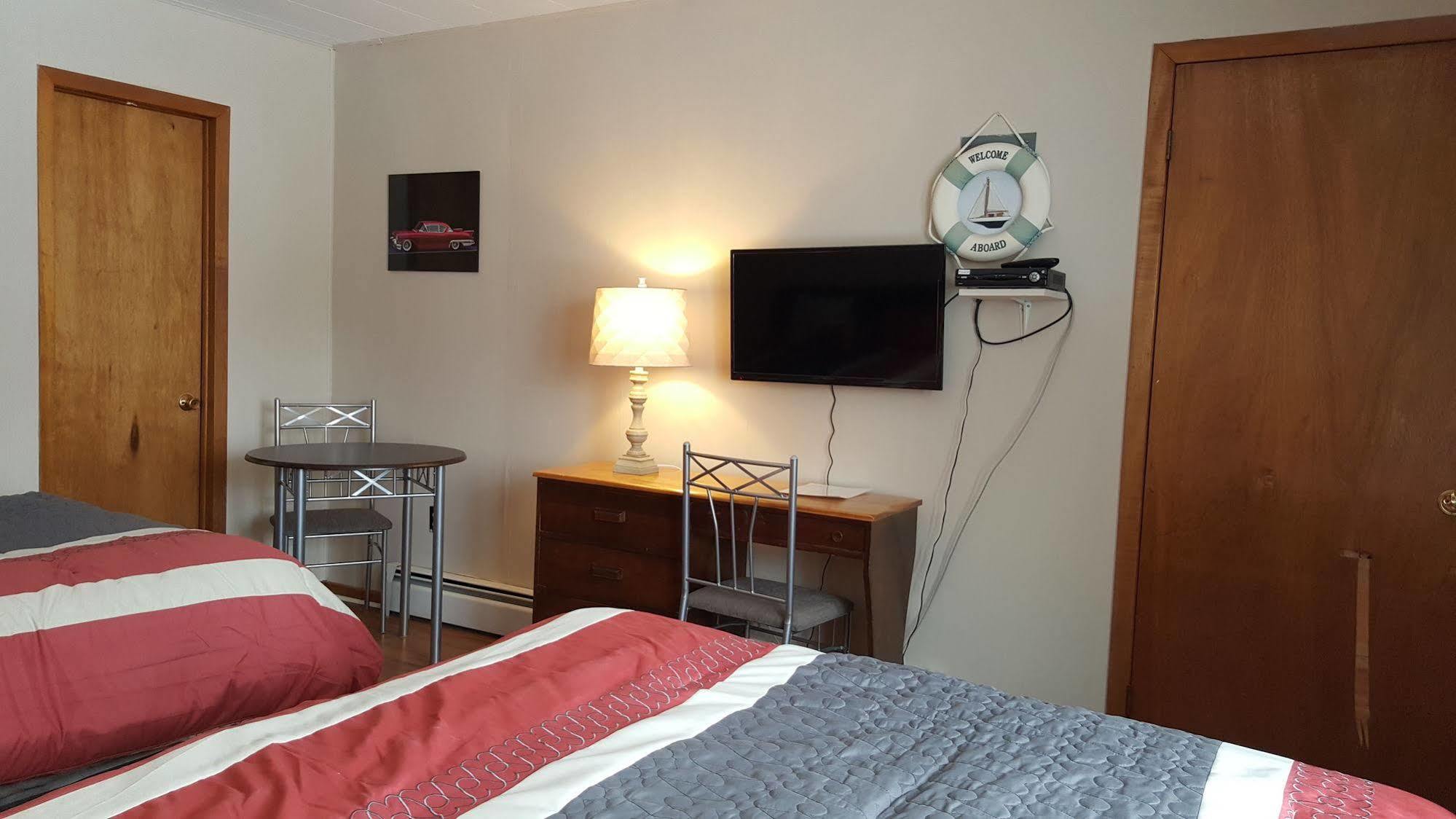 The White Horse Motel 3*